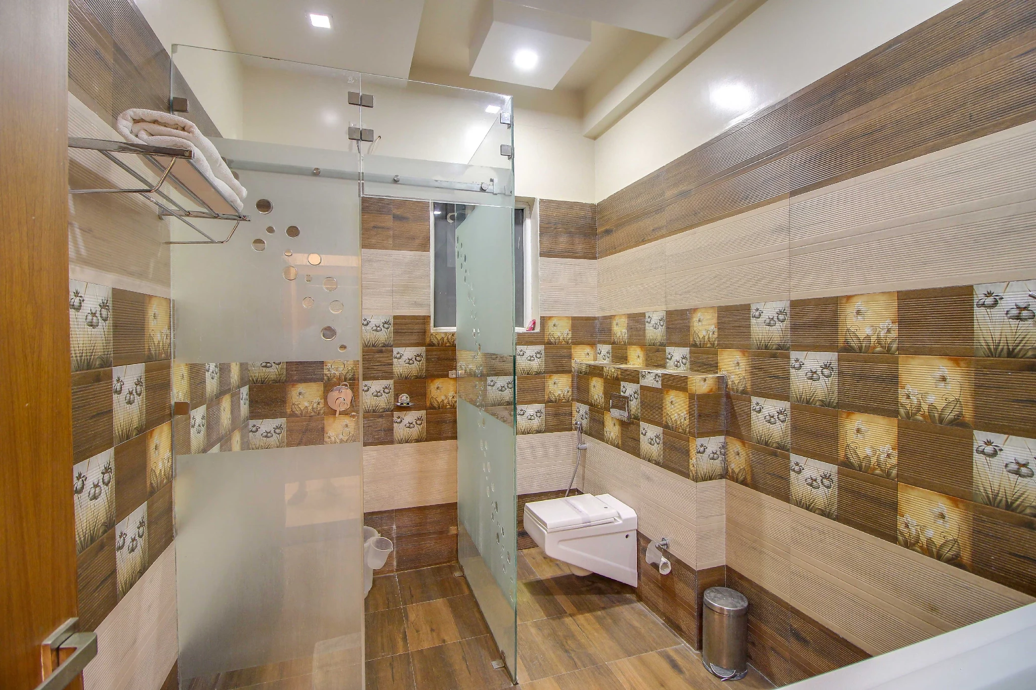SUPERIOR ROOM WITH BATH TUB